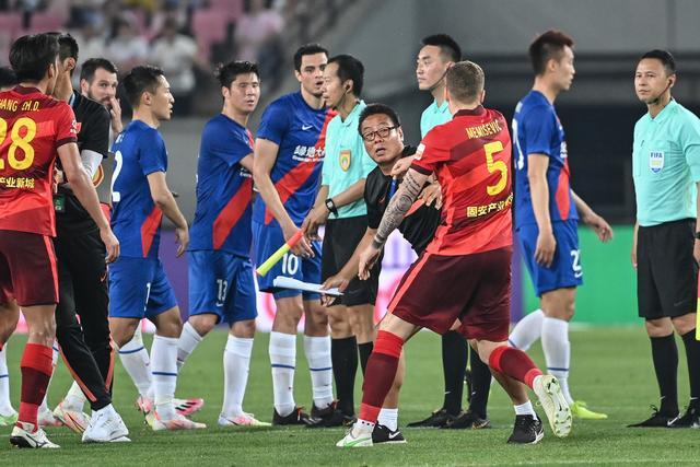 爱德华兹30分库里23分 森林狼大胜勇士4连胜
